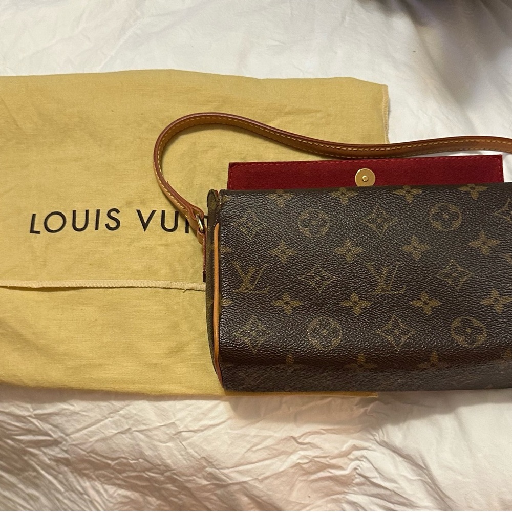 Vintage Louis Vuitton Recital Bag (#MI0064) Excellent condition